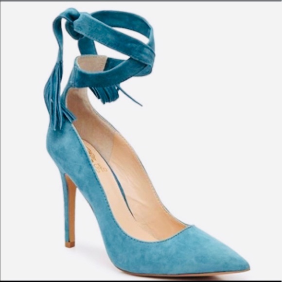 Vince Camuto Shoes - VINCE CAMUTO TURQUOISE PUMPS